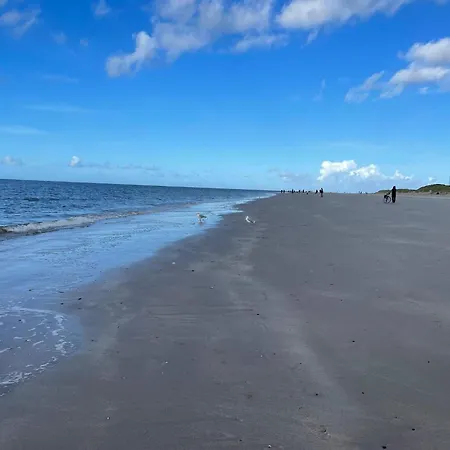 5 Person In Blavand-by Traum