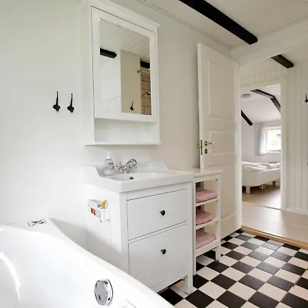 Holiday home 5 Person In Bl Vand *
