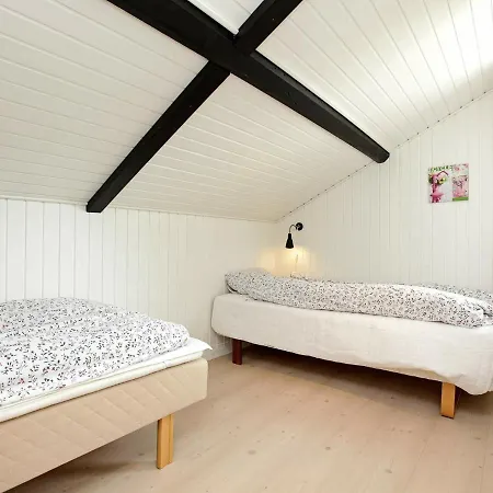 Holiday home 5 Person In Bl Vand *